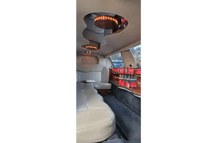 CR Limo Service 
